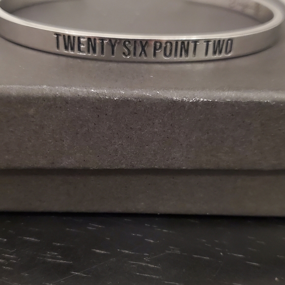 Joycuff Inspirational Bracelet: Twenty Six Point Two - Picture 4 of 4